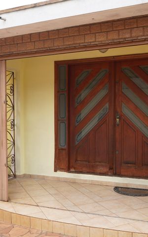 Casa à venda com 260m², 3 quartos e 4 vagasEntrada