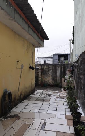 Casa à venda com 150m², 2 quartos e 2 vagasQuintal