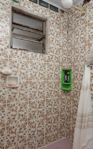 Casa à venda com 150m², 2 quartos e 2 vagasBanheiro