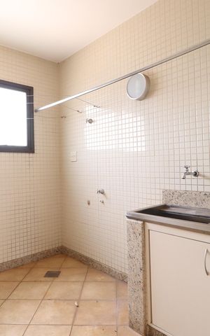 Apartamento para alugar com 506m², 5 quartos e 2 vagasÁrea de Serviço