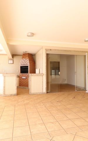 Apartamento para alugar com 506m², 5 quartos e 2 vagasVaranda