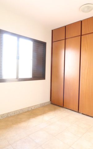 Apartamento para alugar com 506m², 5 quartos e 2 vagasQuarto 4