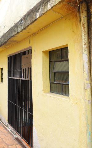Casa à venda com 340m², 1 quarto e 2 vagasÁrea comum entre imóveis do terreno