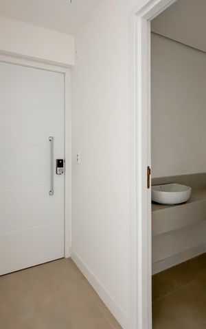 Apartamento à venda com 83m², 2 quartos e 1 vaga Apartamento à venda com 83m², 2 quartos e 1 vagaLavabo