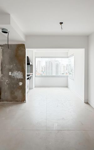 Apartamento à venda com 83m², 2 quartos e 1 vaga Apartamento à venda com 83m², 2 quartos e 1 vagaSala