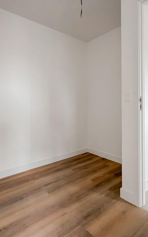 Apartamento à venda com 83m², 2 quartos e 1 vaga Apartamento à venda com 83m², 2 quartos e 1 vagaCloset da suíte 2