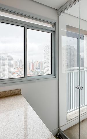Apartamento à venda com 83m², 2 quartos e 1 vaga Apartamento à venda com 83m², 2 quartos e 1 vagaÁrea de Serviço
