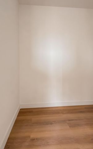 Apartamento à venda com 83m², 2 quartos e 1 vaga Apartamento à venda com 83m², 2 quartos e 1 vagaCloset da suíte 2