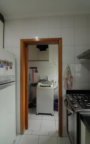 Apartamento à venda com 82m², 3 quartos e 2 vagasCozinha 