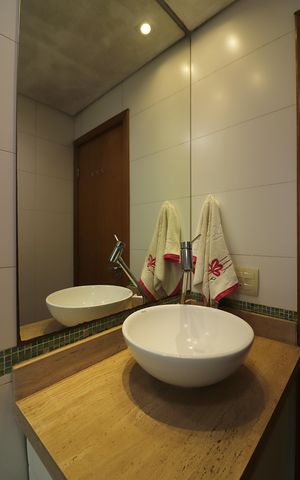 Apartamento à venda com 82m², 3 quartos e 2 vagasQuarto 1 - Suíte Banheiro 