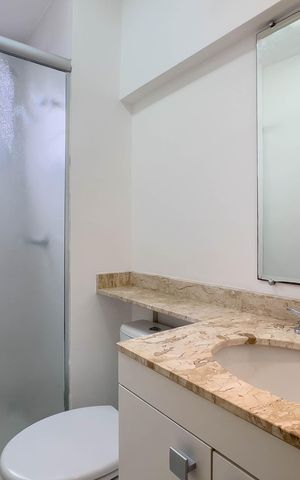 Studio à venda com 28m², 1 quarto e sem vaga Studio à venda com 28m², 1 quarto e sem vagaBanheiro