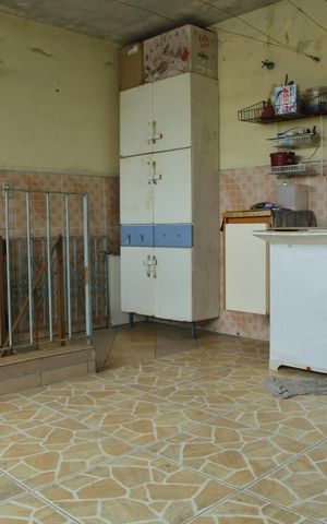 Casa à venda com 250m², 2 quartos e 1 vagaÁrea de Serviço