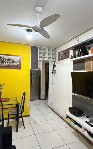Casa à venda com 60m², 2 quartos e 2 vagas Casa à venda com 60m², 2 quartos e 2 vagasSala
