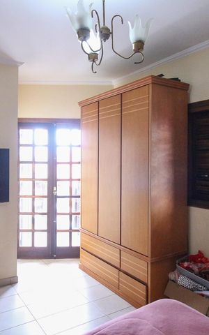 Casa para alugar com 250m², 4 quartos e 5 vagas Casa para alugar com 250m², 4 quartos e 5 vagasSuíte 4