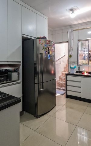 Casa para alugar com 180m², 2 quartos e 1 vagaCozinha