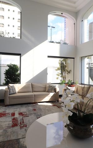 Apartamento à venda com 280m², 4 quartos e 4 vagasHall social