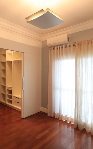 Apartamento à venda com 280m², 4 quartos e 4 vagasSuíte 2