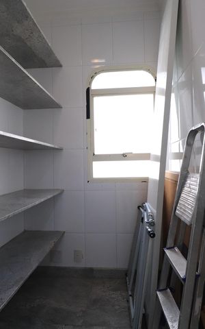 Apartamento à venda com 280m², 4 quartos e 4 vagasDespensa