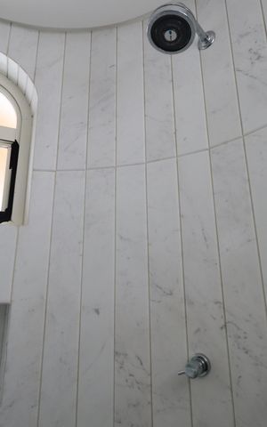 Apartamento à venda com 280m², 4 quartos e 4 vagasBanheiro da suíte
