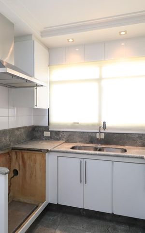 Apartamento à venda com 280m², 4 quartos e 4 vagasCozinha