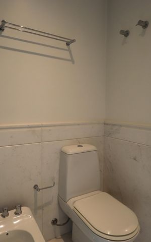 Apartamento à venda com 280m², 4 quartos e 4 vagasBanheiro da Suíte 2