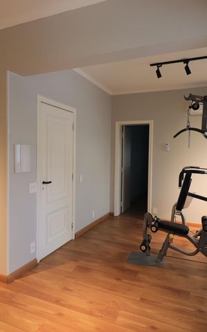 Apartamento à venda com 280m², 4 quartos e 4 vagasÁrea comum - Academia