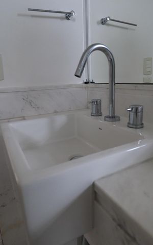 Apartamento à venda com 280m², 4 quartos e 4 vagasBanheiro da suíte
