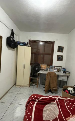 Casa para alugar com 353m², 5 quartos e 4 vagas Casa para alugar com 353m², 5 quartos e 4 vagasQuarto 2