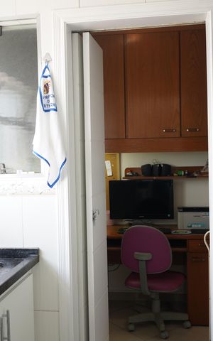 Apartamento para alugar com 214m², 5 quartos e 3 vagasÁrea de Serviço