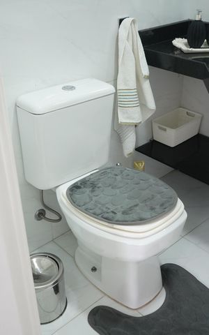 Apartamento para alugar com 214m², 5 quartos e 3 vagasBanheiro de serviço