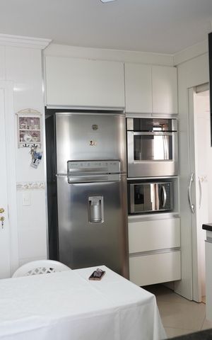 Apartamento para alugar com 214m², 5 quartos e 3 vagasCozinha
