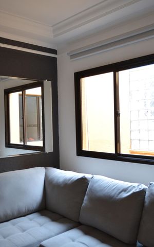 Apartamento à venda com 90m², 2 quartos e 2 vagasSala
