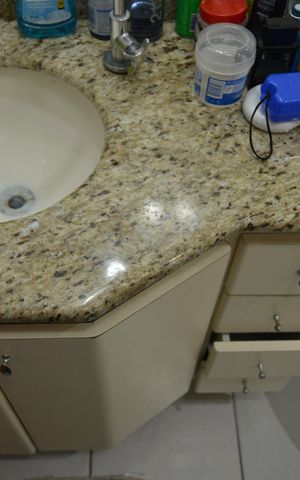 Apartamento à venda com 90m², 2 quartos e 2 vagasBanheiro da Suíte