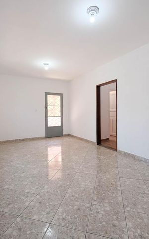 Casa à venda com 60m², 1 quarto e sem vagaSala