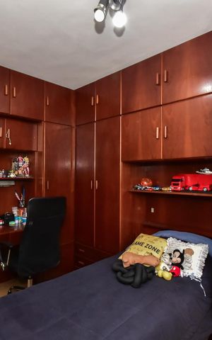 Apartamento à venda com 147m², 4 quartos e 2 vagasQuarto 2