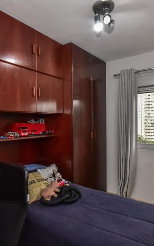 Apartamento à venda com 147m², 4 quartos e 2 vagasQuarto 2