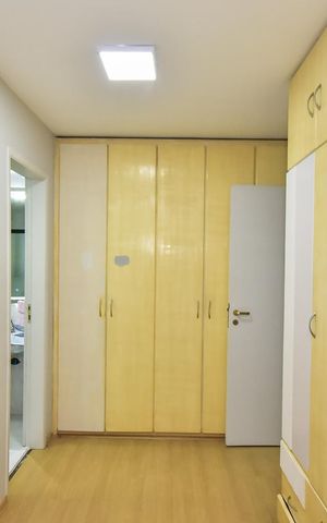 Apartamento à venda com 147m², 4 quartos e 2 vagasArmário da Suíte