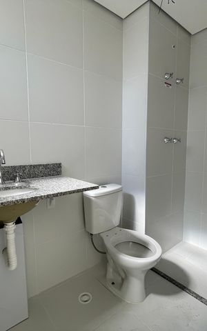Apartamento para alugar com 79m², 3 quartos e 1 vaga Apartamento para alugar com 79m², 3 quartos e 1 vagaBanheiro do Quarto 2