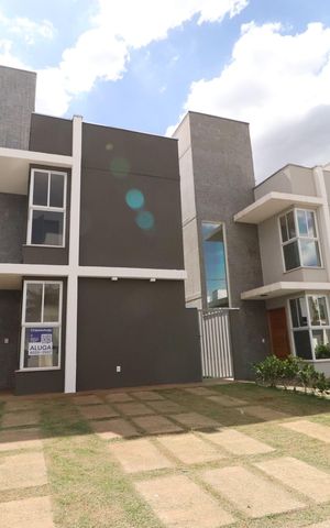 Casa de condomínio para alugar com 81m², 3 quartos e 2 vagasFachada