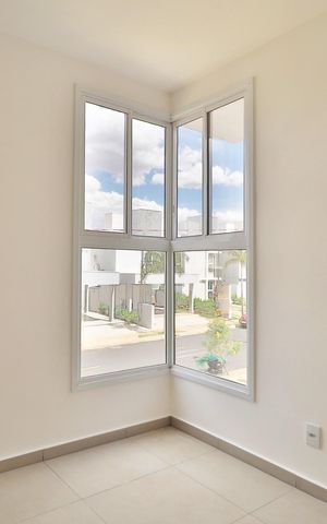Casa de condomínio para alugar com 81m², 3 quartos e 2 vagasSuíte 1