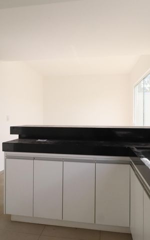 Casa de condomínio para alugar com 81m², 3 quartos e 2 vagasCozinha