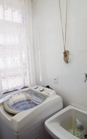 Apartamento à venda com 60m², 2 quartos e 1 vagaÁrea de Serviço