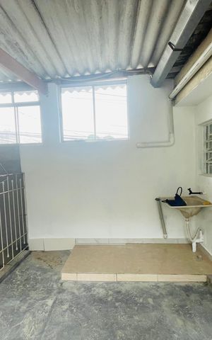 Casa à venda com 220m², 7 quartos e 2 vagas Casa à venda com 220m², 7 quartos e 2 vagasÁrea de Serviço 2