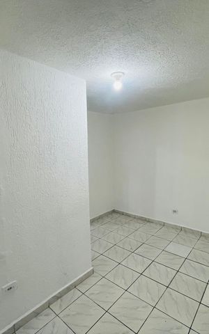 Casa à venda com 220m², 7 quartos e 2 vagas Casa à venda com 220m², 7 quartos e 2 vagasQuarto 4