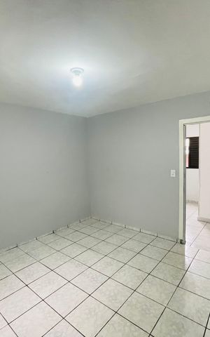 Casa à venda com 220m², 7 quartos e 2 vagas Casa à venda com 220m², 7 quartos e 2 vagasQuarto 2