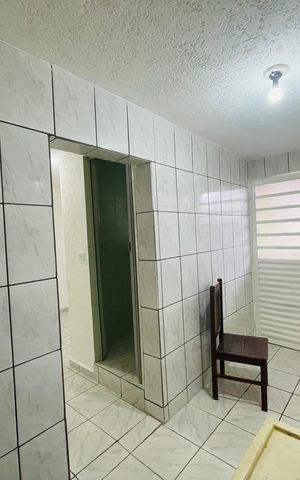 Casa à venda com 220m², 7 quartos e 2 vagas Casa à venda com 220m², 7 quartos e 2 vagasQuarto 3