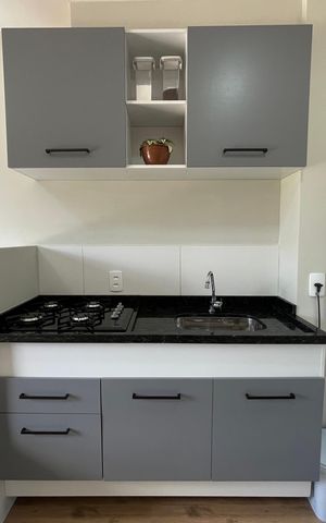 Apartamento à venda com 27m², 1 quarto e sem vaga Apartamento à venda com 27m², 1 quarto e sem vagaCozinha e Área de Serviço
