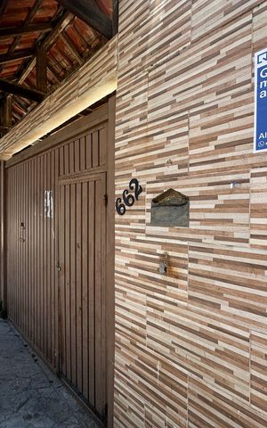 Casa para alugar com 65m², 1 quarto e sem vaga Casa para alugar com 65m², 1 quarto e sem vagaFachada + Placa