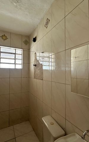 Casa para alugar com 65m², 1 quarto e sem vaga Casa para alugar com 65m², 1 quarto e sem vagaBanheiro