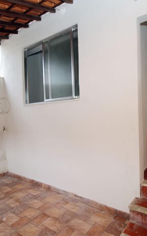 Casa para alugar com 50m², 1 quarto e sem vagaQuintal